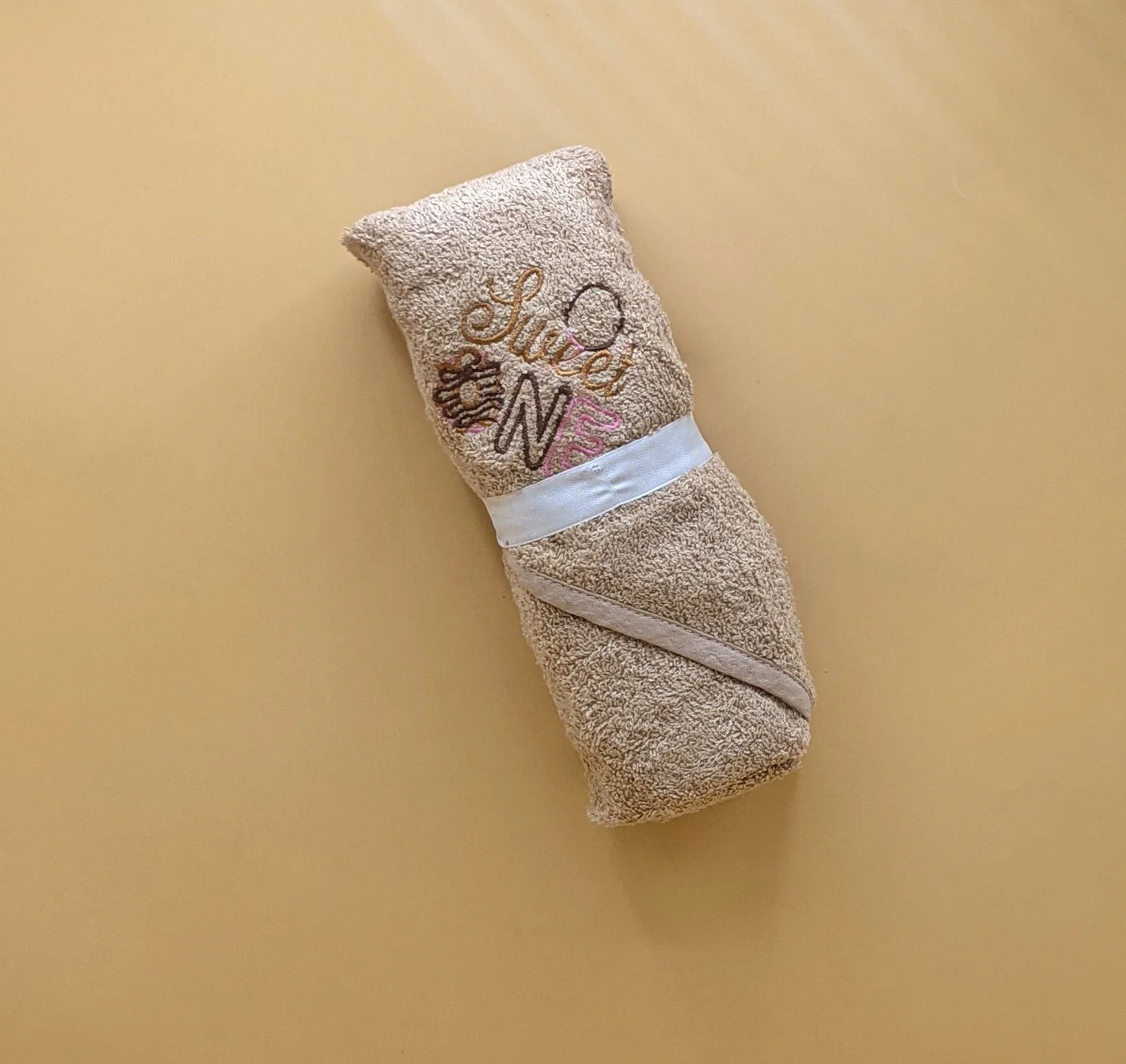 Hooded Bath Towel - Image 10