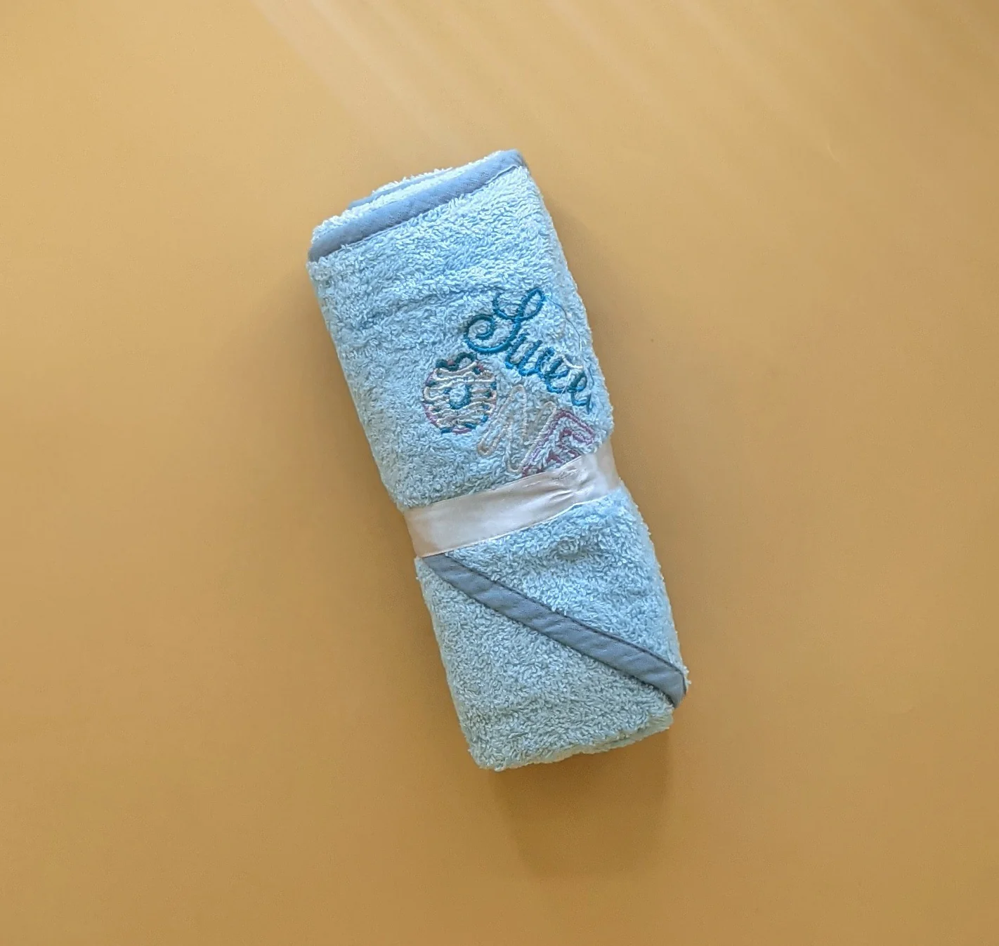 Hooded Bath Towel - Image 5